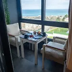 Business Airport Hotel *